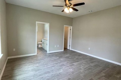 Villa ou maison à louer à Kissimmee, Floride: 4 chambres, 162.58 m2 № 2386051 - photo 16