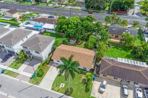 Villa ou maison à vendre à Homestead, Floride: 4 chambres, 185.06 m2 № 1950332 - photo 28