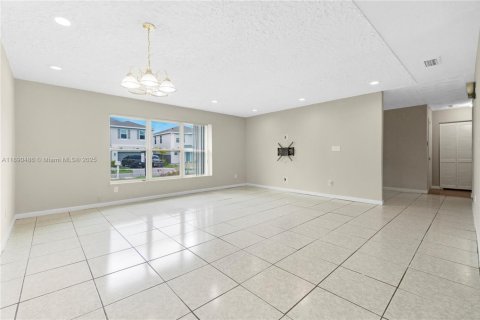 Villa ou maison à vendre à Homestead, Floride: 4 chambres, 185.06 m2 № 1950332 - photo 9