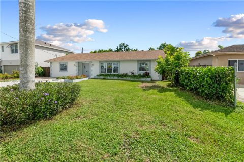 Villa ou maison à vendre à Homestead, Floride: 4 chambres, 185.06 m2 № 1950332 - photo 2