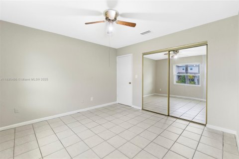 Villa ou maison à vendre à Homestead, Floride: 4 chambres, 185.06 m2 № 1950332 - photo 22