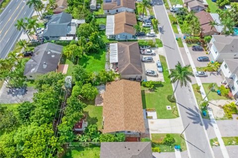 Villa ou maison à vendre à Homestead, Floride: 4 chambres, 185.06 m2 № 1950332 - photo 29