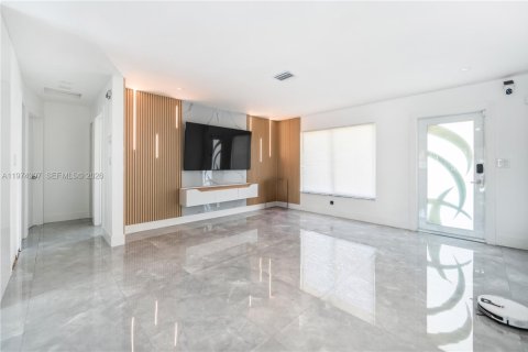 Villa ou maison à vendre à Oakland Park, Floride: 4 chambres, 145.3 m2 № 2038612 - photo 5