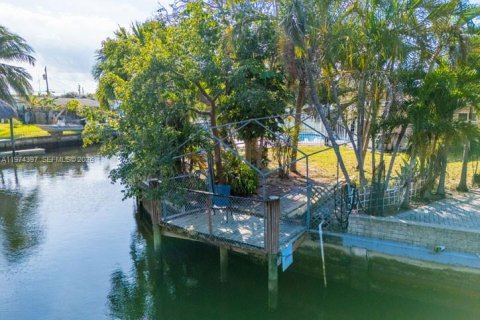 Villa ou maison à vendre à Oakland Park, Floride: 4 chambres, 145.3 m2 № 2038612 - photo 30