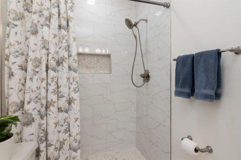 Villa ou maison à vendre à Clearwater, Floride: 5 chambres, 176.33 m2 № 2404845 - photo 26