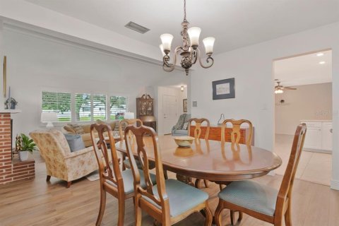 Villa ou maison à vendre à Clearwater, Floride: 5 chambres, 176.33 m2 № 2404845 - photo 9