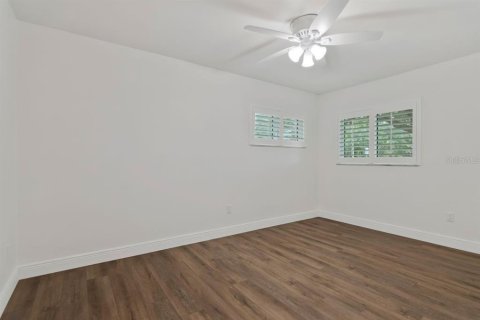 Villa ou maison à vendre à Clearwater, Floride: 5 chambres, 176.33 m2 № 2404845 - photo 18