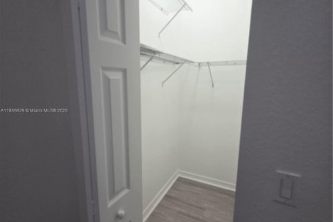 Copropriété à louer à Doral, Floride: 3 chambres, 119.29 m2 № 1927464 - photo 22