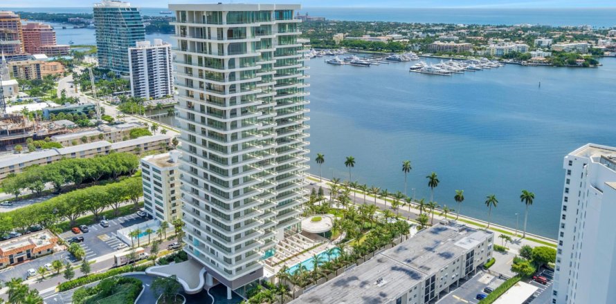 Condo à West Palm Beach, Floride, 3 chambres  № 582161