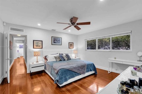 Villa ou maison à vendre à Miami, Floride: 3 chambres, 204.01 m2 № 1984354 - photo 27