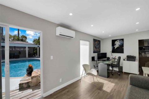 Villa ou maison à vendre à Miami, Floride: 3 chambres, 204.01 m2 № 1984354 - photo 23