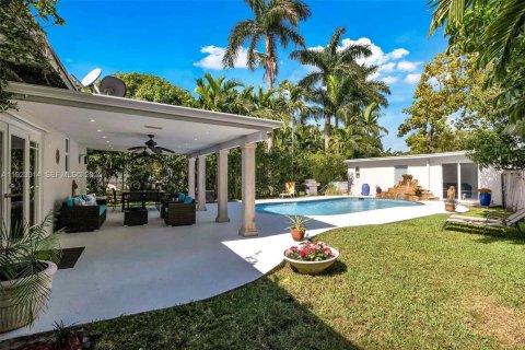 Villa ou maison à vendre à Miami, Floride: 3 chambres, 204.01 m2 № 1984354 - photo 7