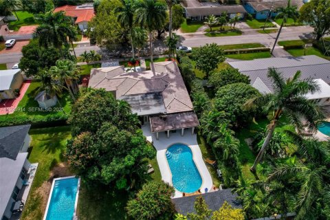 Villa ou maison à vendre à Miami, Floride: 3 chambres, 204.01 m2 № 1984354 - photo 6