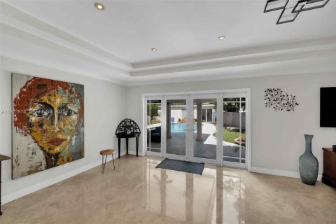 Villa ou maison à vendre à Miami, Floride: 3 chambres, 204.01 m2 № 1984354 - photo 16