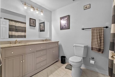 Casa en venta en Eustis, Florida, 3 dormitorios, 205.04 m2 № 1872906 - foto 25