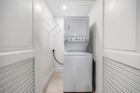 Copropriété à vendre à Miami, Floride: 1 chambre, 69.49 m2 № 2248754 - photo 19