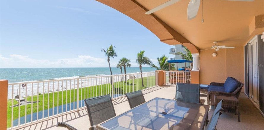 Condominio en Redington Beach, Florida, 3 dormitorios  № 1883098
