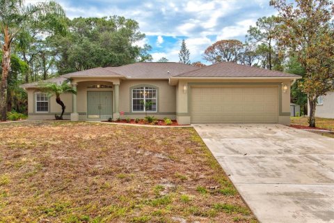 Villa ou maison à North Port, Floride 3 chambres, 151.52 m2 № 2318434