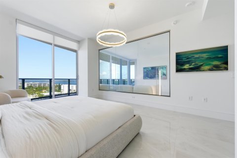 Condo in Lake Park, Florida, 2 bedrooms  № 2243799 - photo 19