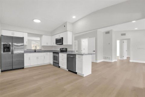 Villa ou maison à vendre à Orlando, Floride: 3 chambres, 143.44 m2 № 2429592 - photo 7