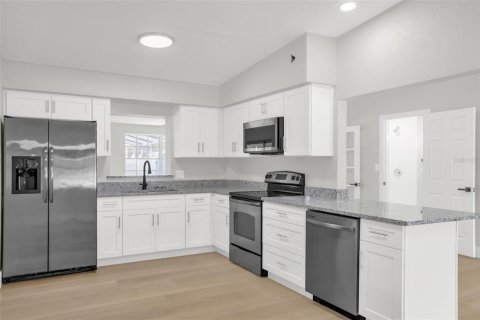 Villa ou maison à vendre à Orlando, Floride: 3 chambres, 143.44 m2 № 2429592 - photo 8