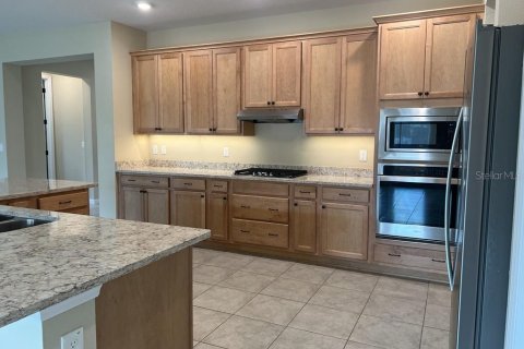 House in Ocala, Florida 2 bedrooms, 230.03 sq.m. № 2219470 - photo 11