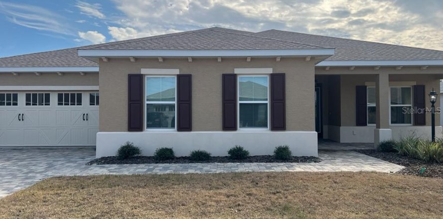 House in Ocala, Florida 2 bedrooms, 230.03 sq.m. № 2219470