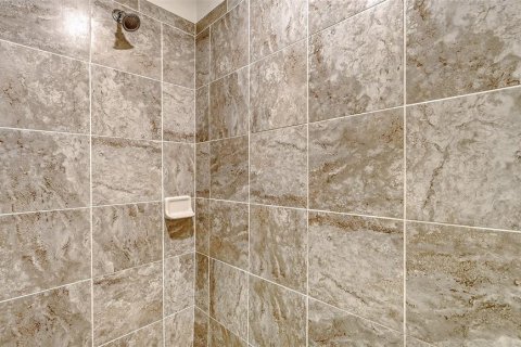 Купить кондоминиум в Брейдентон, Флорида 5 комнат, 106.93м2, № 2152134 - фото 25