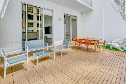 Купить кондоминиум в Майами, Флорида 2 спальни, 76.64м2, № 1958387 - фото 5