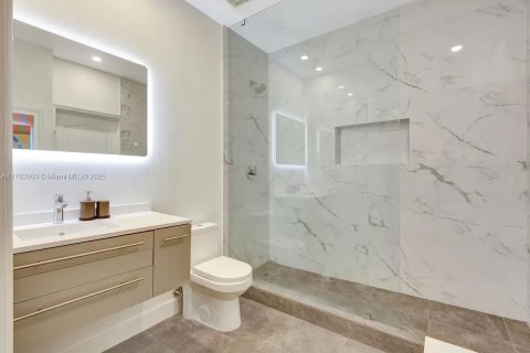 Купить кондоминиум в Майами, Флорида 2 спальни, 76.64м2, № 1958387 - фото 19