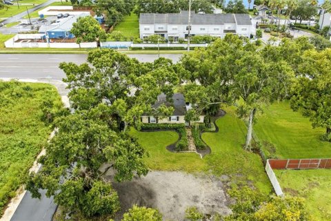 Commercial property in Riverview, Florida 67.63 sq.m. № 2381153 - photo 2