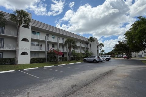 Condominio en Sunrise, Florida, 1 dormitorio  № 2154349