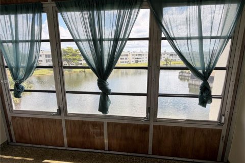 Condominio en venta en Sunrise, Florida, 1 dormitorio, 59.46 m2 № 2154349 - foto 11