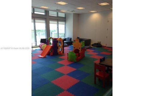 Condo in Miami, Florida, 1 bedroom № 1964363 - photo 22