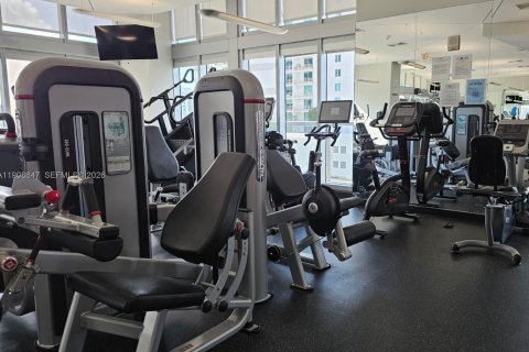 Condo in Miami, Florida, 1 bedroom № 1964363 - photo 27