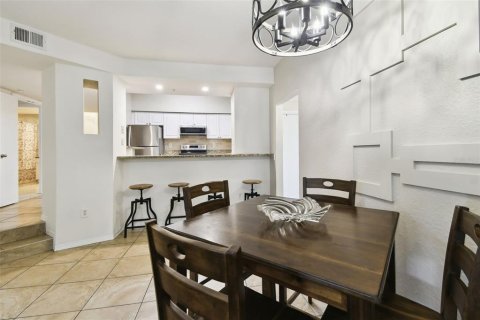 Condominio en venta en Tampa, Florida, 3 dormitorios, 130.16 m2 № 1787555 - foto 11