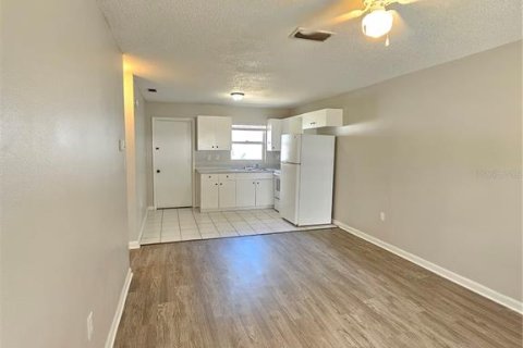 Appartement à louer à Lake Wales, Floride: 1 chambre, 56.86 m2 № 1902355 - photo 3
