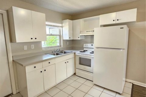 Appartement à louer à Lake Wales, Floride: 1 chambre, 56.86 m2 № 1902355 - photo 5