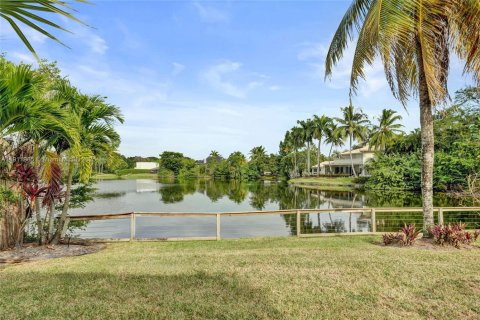 Casa en alquiler en Plantation, Florida, 4 dormitorios, 267.47 m2 № 1969367 - foto 24