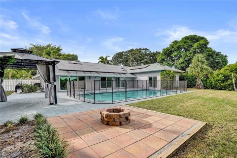 Casa en alquiler en Plantation, Florida, 4 dormitorios, 267.47 m2 № 1969367 - foto 17