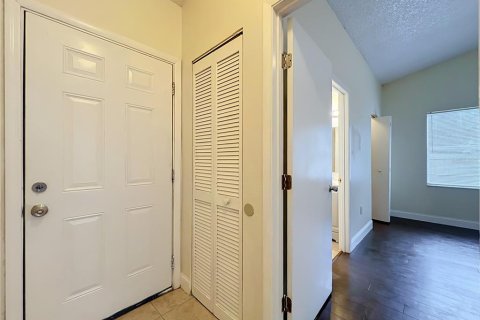 Villa ou maison à vendre à Orlando, Floride: 4 chambres, 108.14 m2 № 2425842 - photo 16