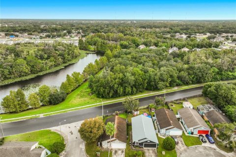 Villa ou maison à vendre à Orlando, Floride: 4 chambres, 108.14 m2 № 2425842 - photo 30