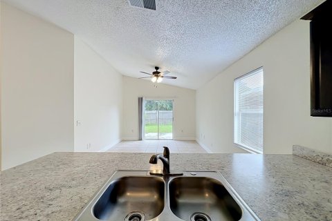 Villa ou maison à vendre à Orlando, Floride: 4 chambres, 108.14 m2 № 2425842 - photo 11