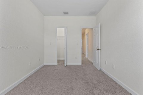 Townhouse in Homestead, Florida 3 bedrooms, 160.91 sq.m. № 1892149 - photo 19