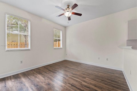 Townhouse in Homestead, Florida 3 bedrooms, 160.91 sq.m. № 1892149 - photo 10