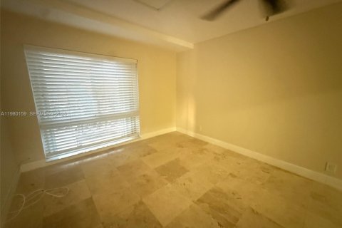 Copropriété à louer à Pompano Beach, Floride: 2 chambres, 90.58 m2 № 2046375 - photo 10