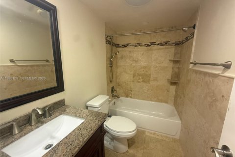 Copropriété à louer à Pompano Beach, Floride: 2 chambres, 90.58 m2 № 2046375 - photo 18