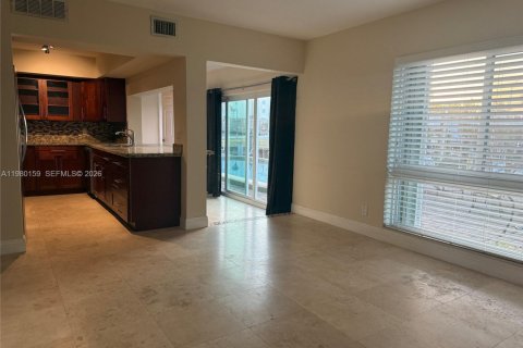 Copropriété à louer à Pompano Beach, Floride: 2 chambres, 90.58 m2 № 2046375 - photo 6