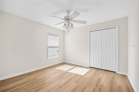 House in Wesley Chapel, Florida 3 bedrooms, 150.22 sq.m. № 1804858 - photo 28