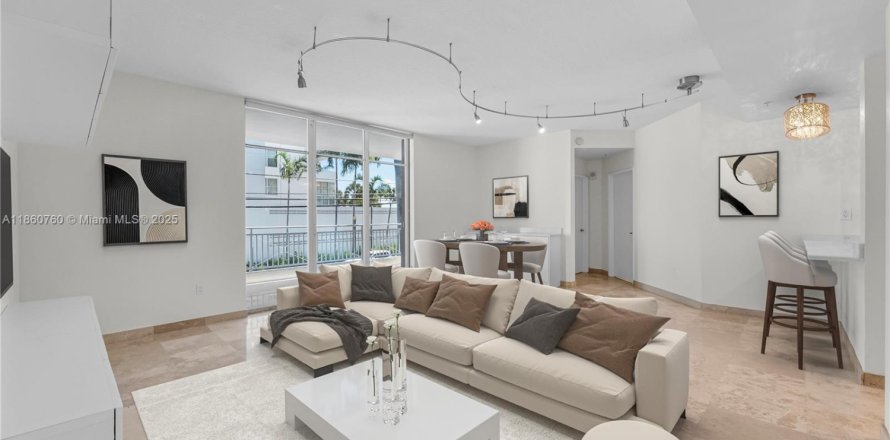 Condominio en Miami Beach, Florida, 2 dormitorios  № 1889116